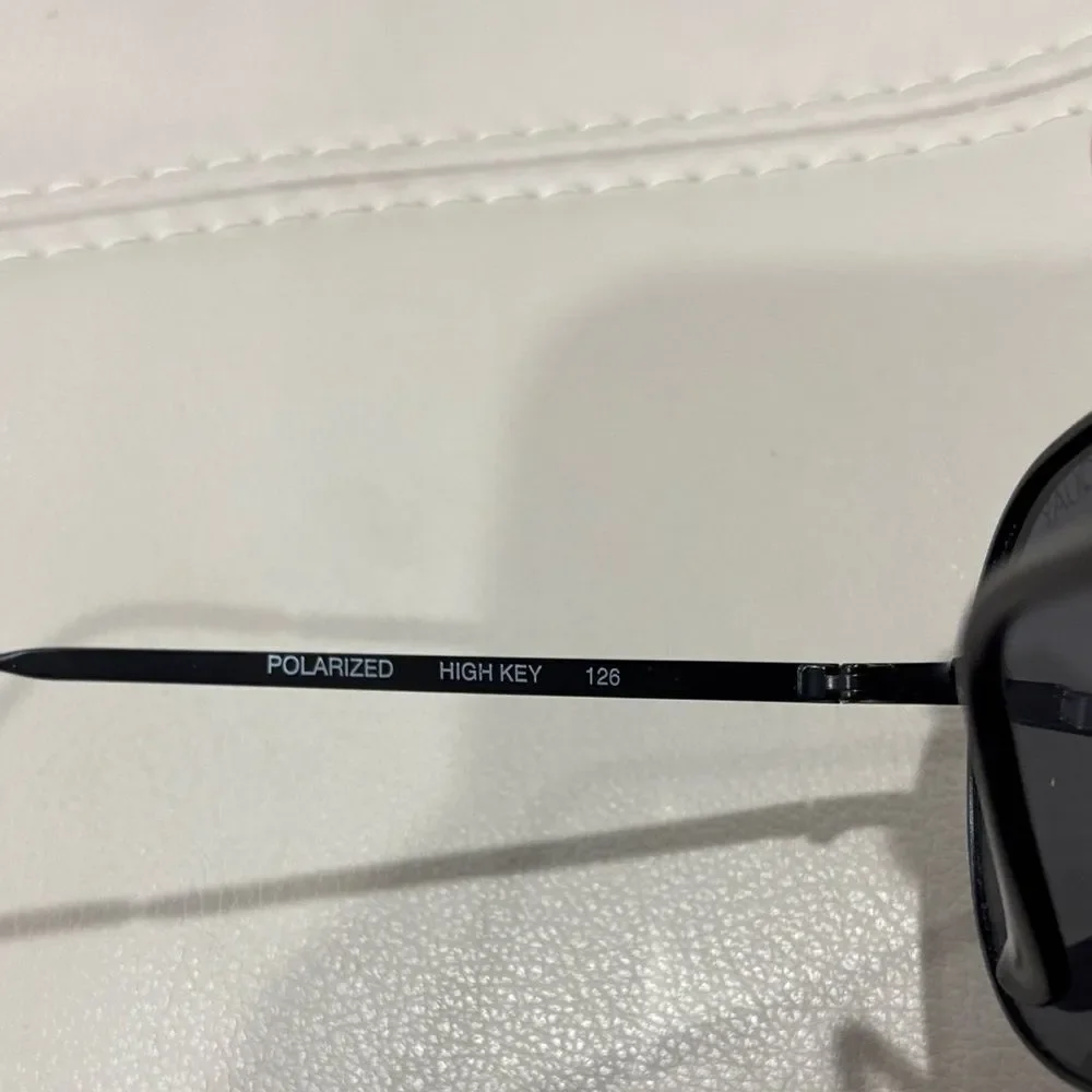 Quay Australia euc stylish